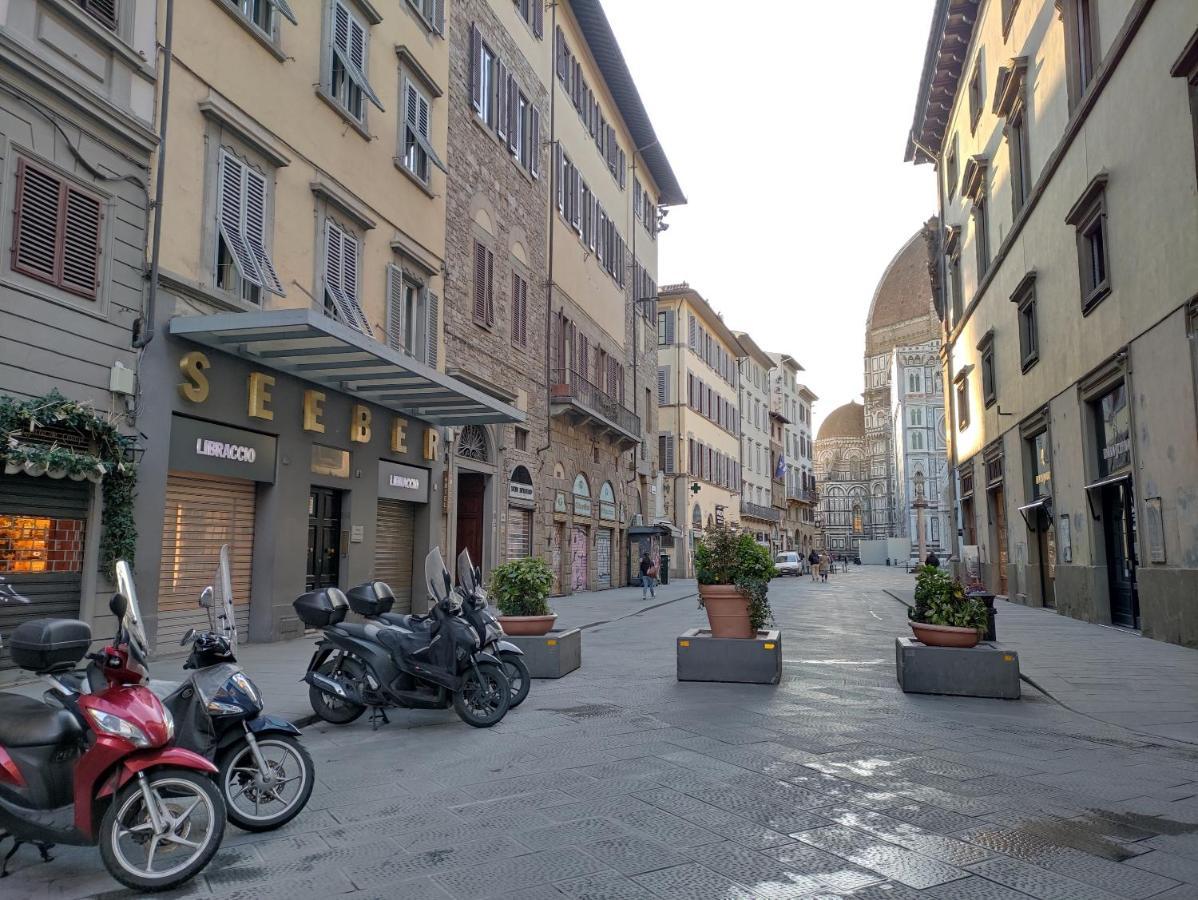 Big Apartment A Stone'S Throw From The Duomo Florencia Exterior foto