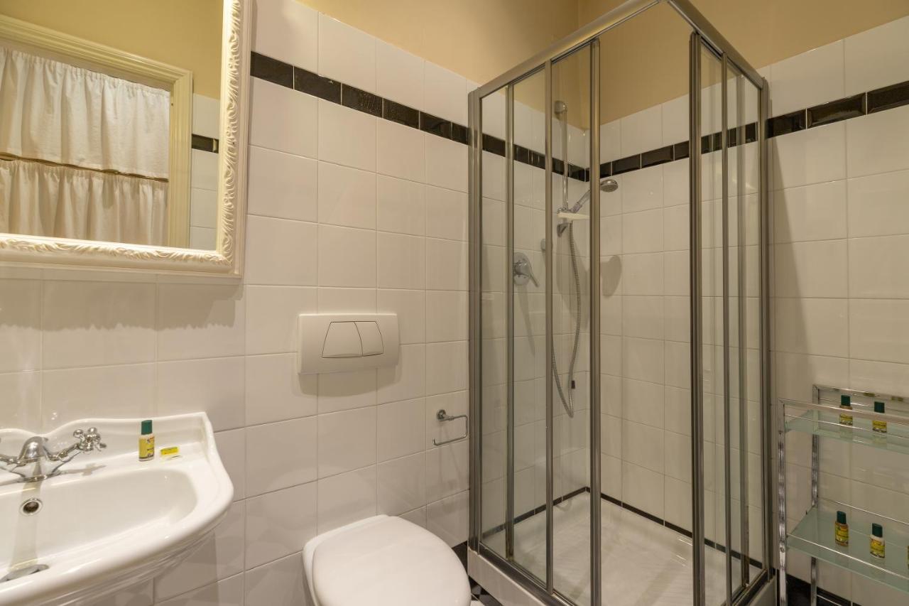 Big Apartment A Stone'S Throw From The Duomo Florencia Exterior foto