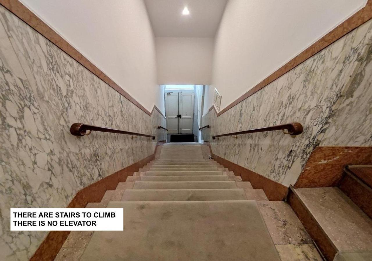 Big Apartment A Stone'S Throw From The Duomo Florencia Exterior foto